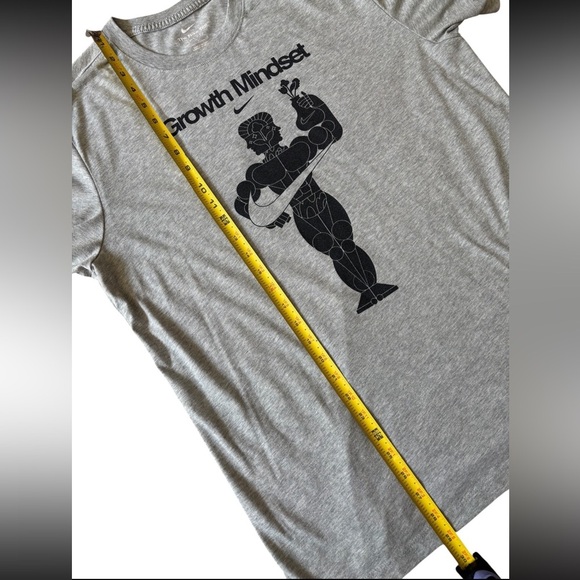 Nike Gray 'Growth Mindset' Graphic Tee - Picture 11 of 11